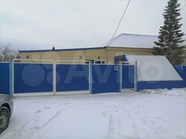 Коттедж 216,6 м² на участке 2,4 га