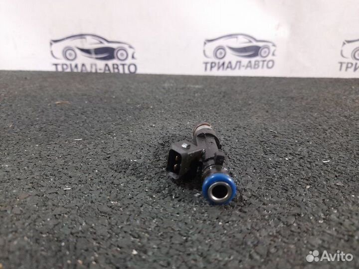 Форсунка Astra J