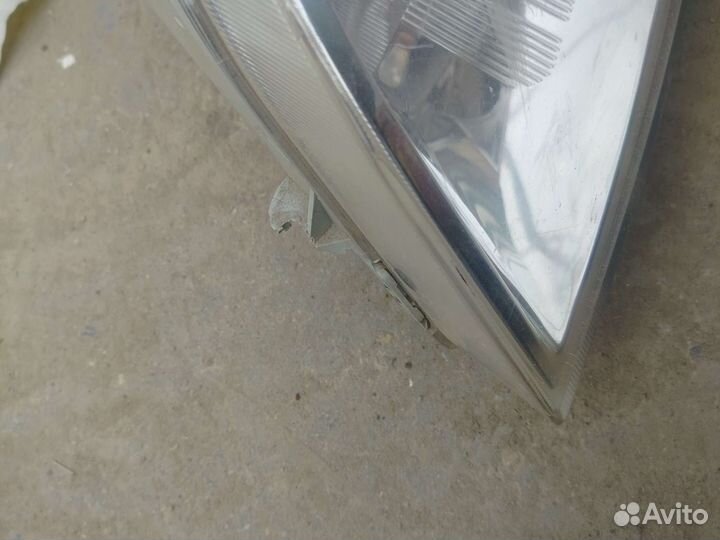 Фара левая Chevrolet Aveo T250