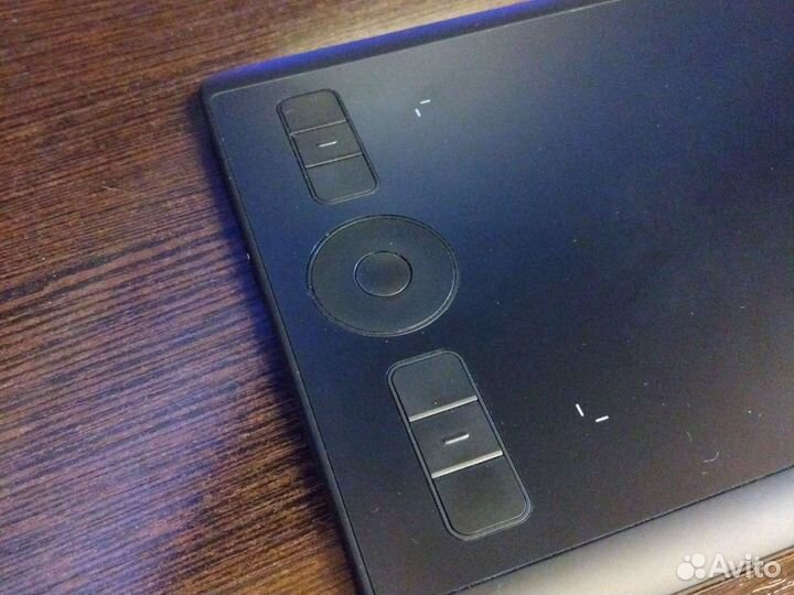 Графический планшет wacom intuos pro small