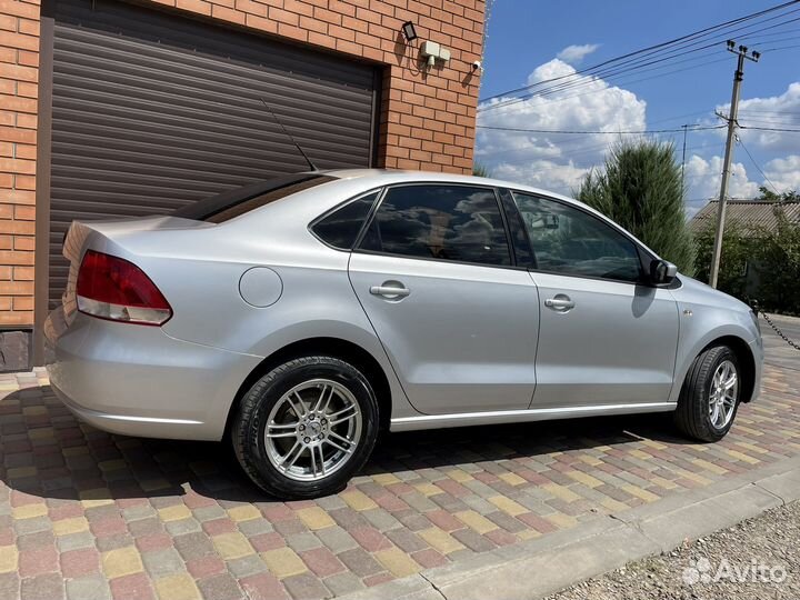 Volkswagen Polo 1.6 AT, 2012, 110 495 км