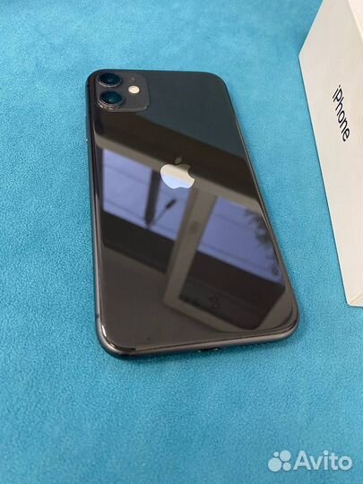 iPhone 11, 64 ГБ