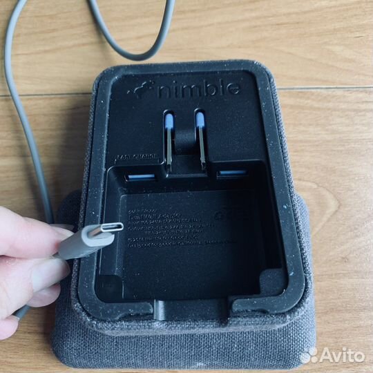 Беспроводная зарядка Nimble
