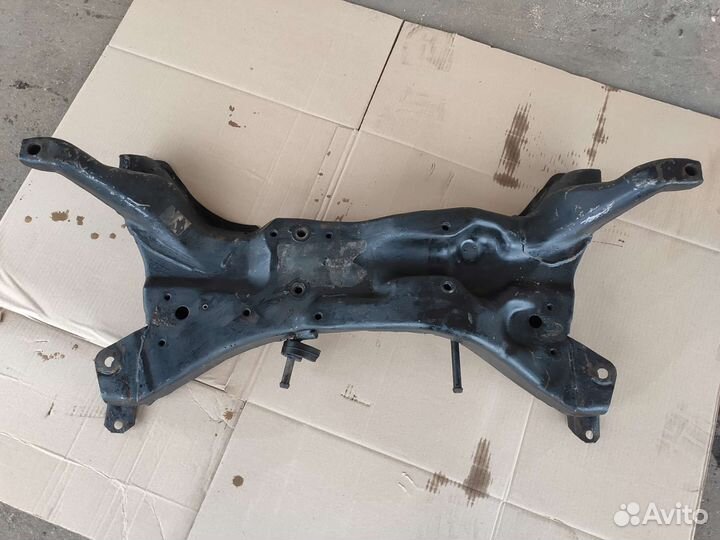 Подрамник передний на Mitsubishi Lancer 9