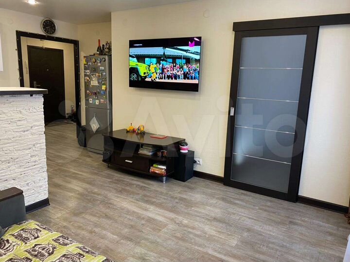 1-к. квартира, 43 м², 1/10 эт.