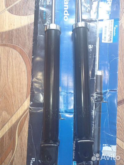 Задние амортизаторы на hyundai sohata ix 35 i 40