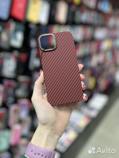 Карбоновые чехлы для iPhone