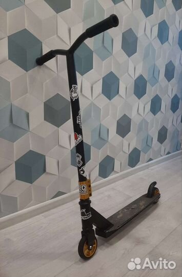 Трюковой самокат