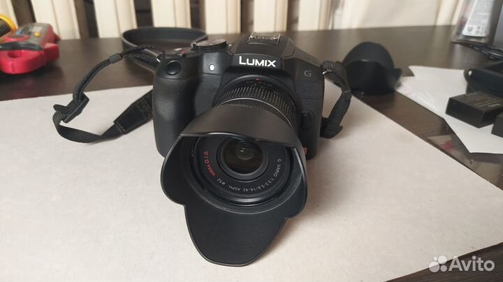 Panasonic Lumix dmc g6 + 14-42 Kit