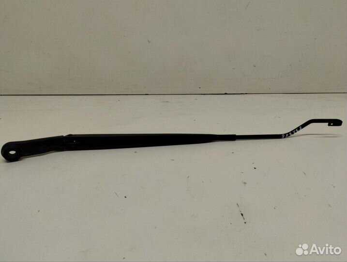 Поводок стеклоочистителя передний правый Nissan No