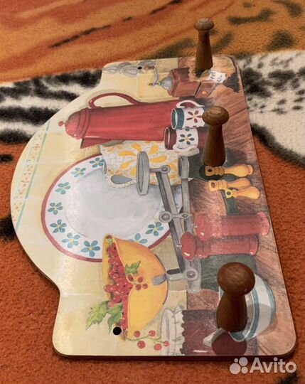 Кухонная полка навесная новая