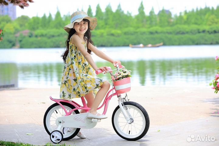 Детский велосипед Royal Baby Little Swan 18