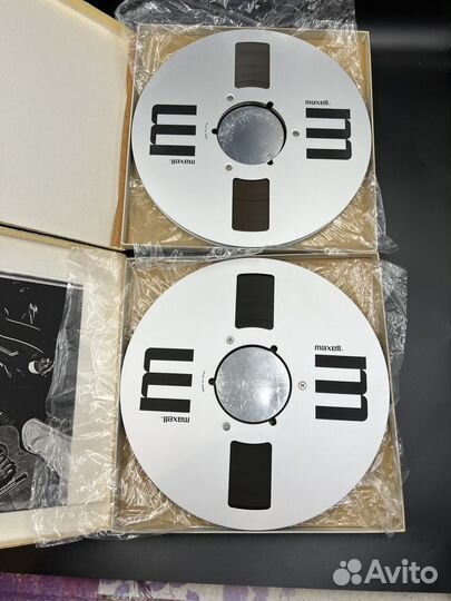 Катушка с пленкой Maxell UD 35-180 (1100м) 27см