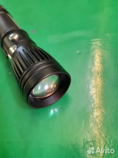Фонарик светодиодный аккумуляторный
