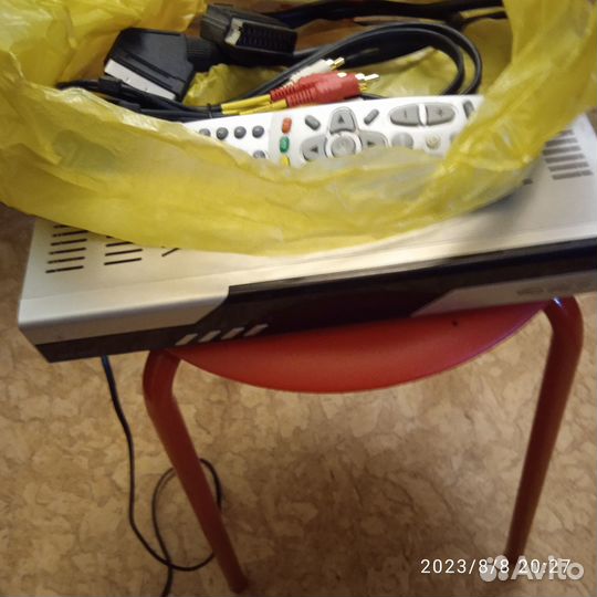 Спутниковый ресивер триколор