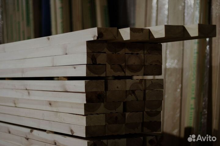 Доставка лиственничного бруса 100x100 мм