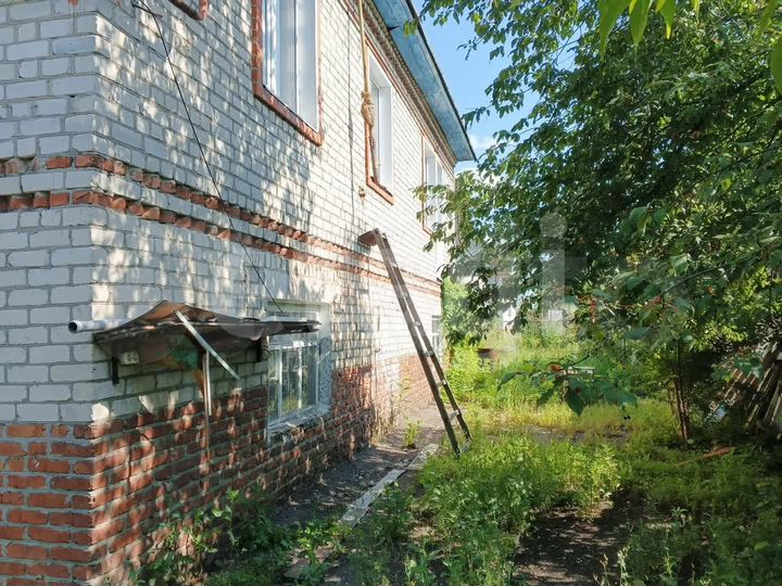 Дом 196 м² на участке 10,6 сот.