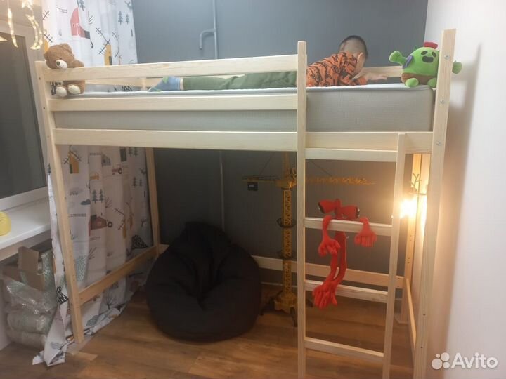 Кровать чердак детская