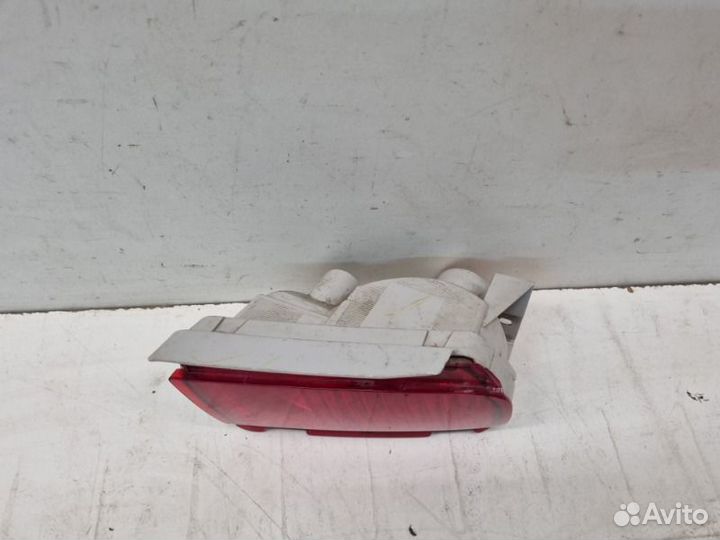 Фонарь противотуманный задний правый Toyota Land