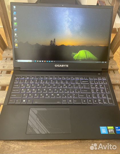 Игровой ноутбук Gigabite g5 RTX3050