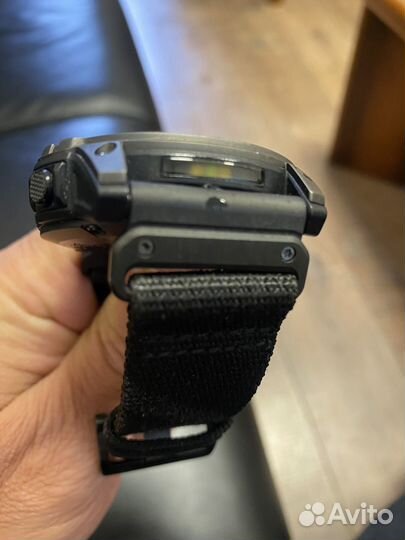 Часы Garmin tactix amoled