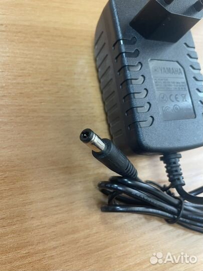 Блок питания для yamaha DGX 230, YDP 140, PSR 530