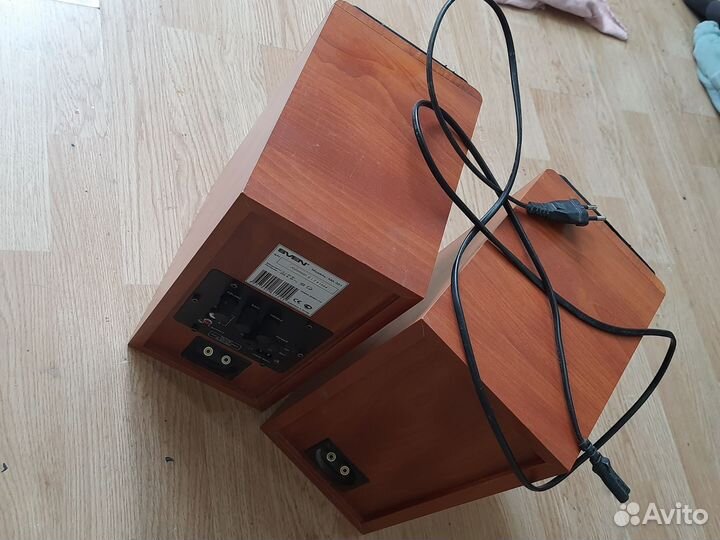 Компьютерные колонки sven