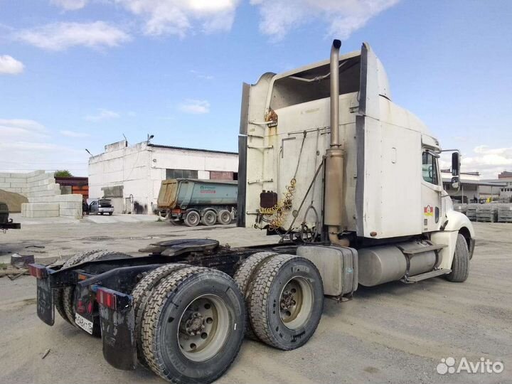 Freightliner Columbia, 2002