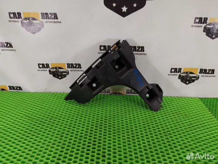 Кронштейн заднего бампера левый L Volvo XC60