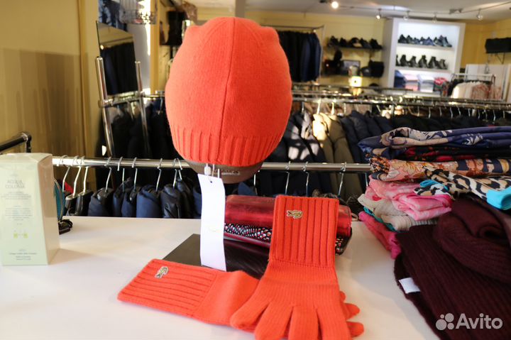 Шапочка + перчатки Lacoste Франция оригинал