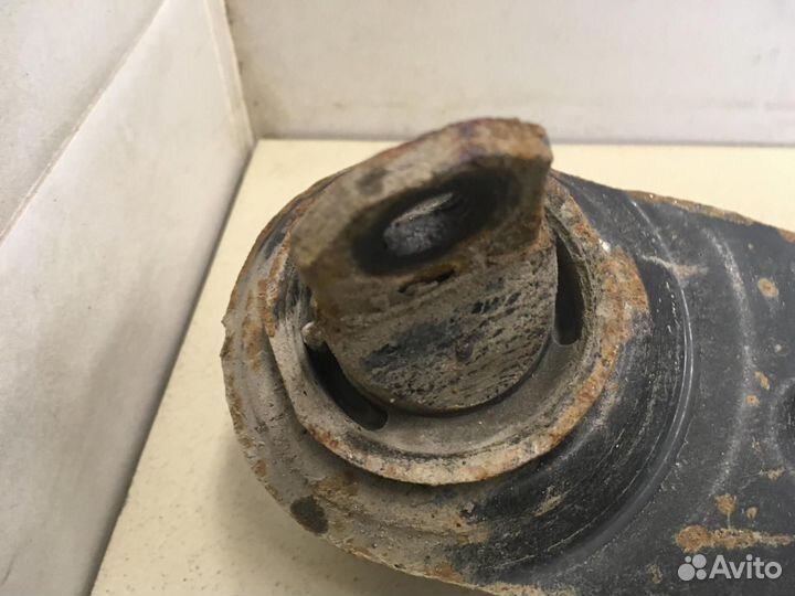 Рычаг задний продольный правый Focus I 1998-2004