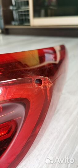 Фонарь Kia Sportagе 4 (QL) задний правый (битый)