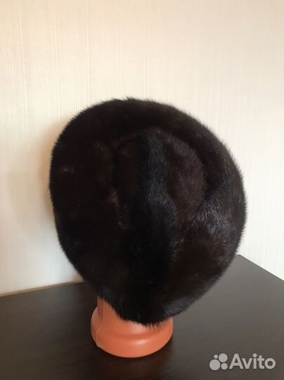 Берет женский норковый