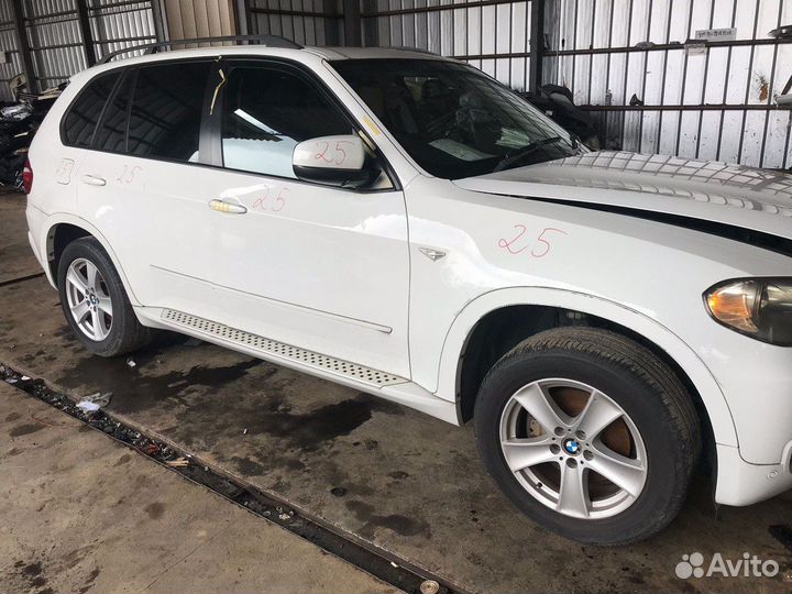 В разборе Bmw X5 E70 3.0si