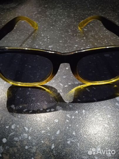 Солнцезащитные детские очки