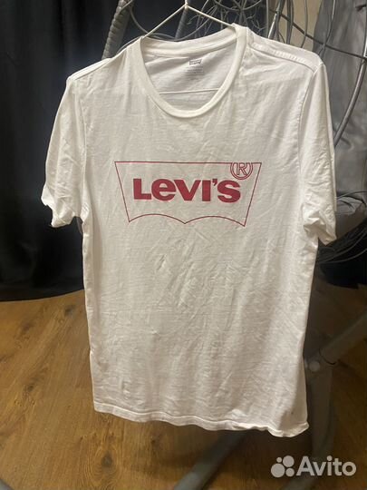 Футболка levis