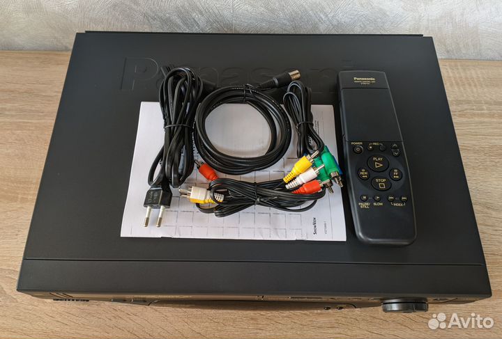 Видеомагнитофон Panasonic NV-HD650 Hi-Fi