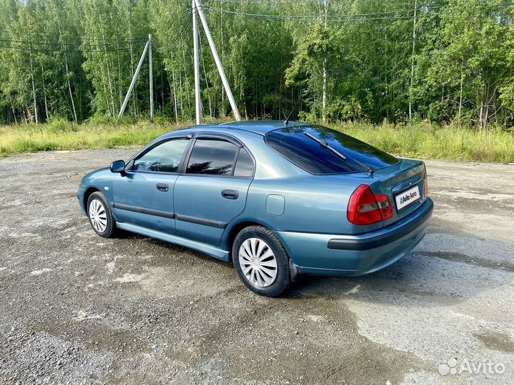 Mitsubishi Carisma 1.6 МТ, 2002, 274 675 км