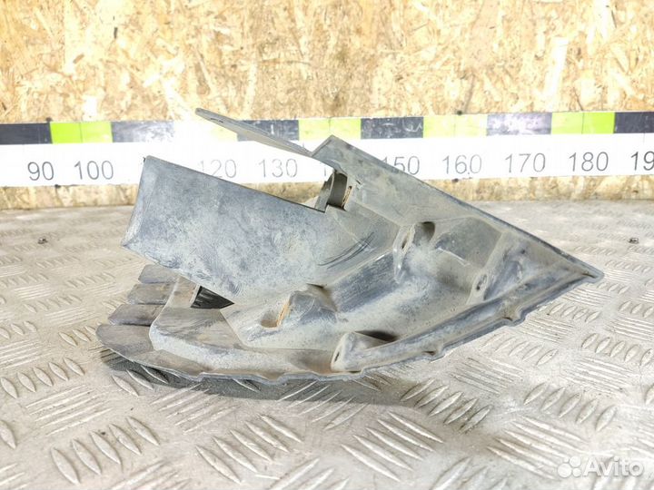 Кронштейн другой Mitsubishi Lancer 10