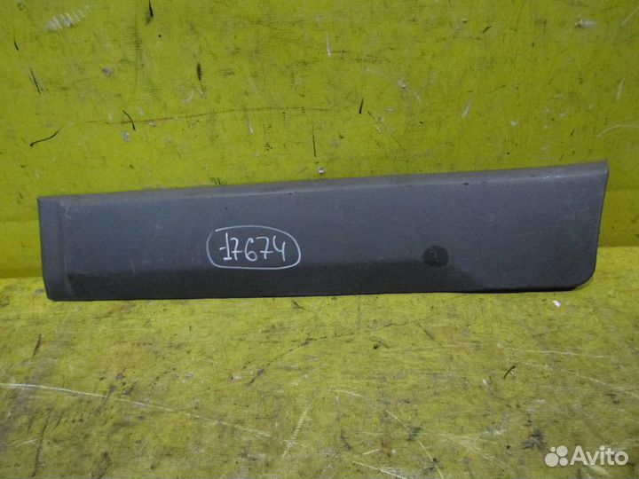 Молдинг задней двери Opel Antara 06-10г 17674