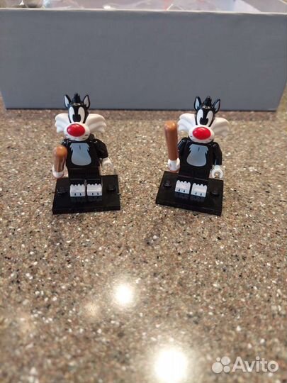 Lego minifigures Looney Tunes 71030