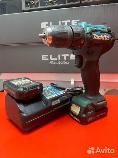 Дрель-шуруповерт аккумуляторная Makita DF333D