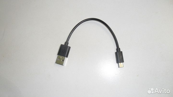 Зарядки к телефоном, чехлы