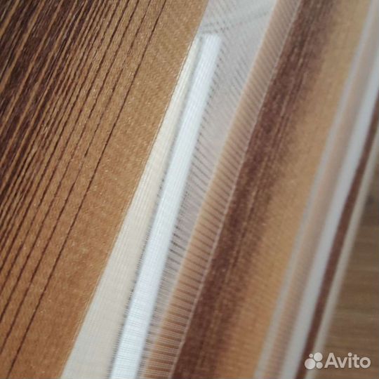 Рулонная штора жалюзи три вида день и ночь