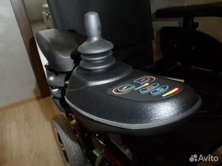 Инвалидная электроколяска