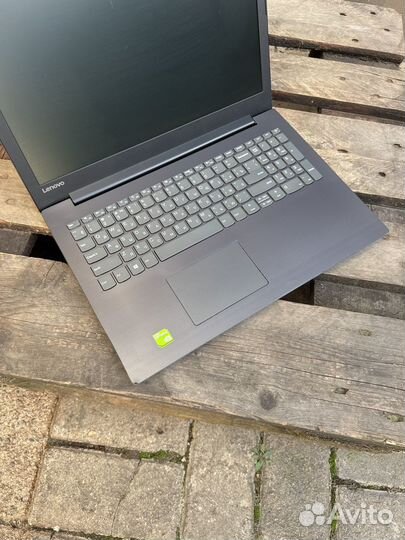 Быстрый Lenovo i3 7020, 8Gb, SSD 256, MX 150 2Gb