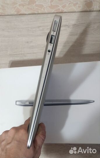 Apple MacBook Air 11 2014