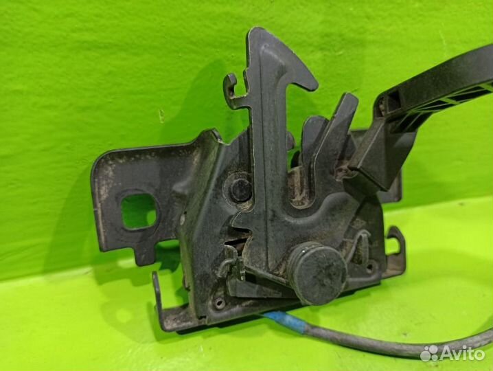 Замок капота Renault Logan 2 K7MA812 2018