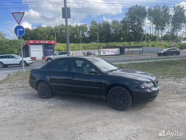 Audi A4 1.8 МТ, 1996, 295 000 км