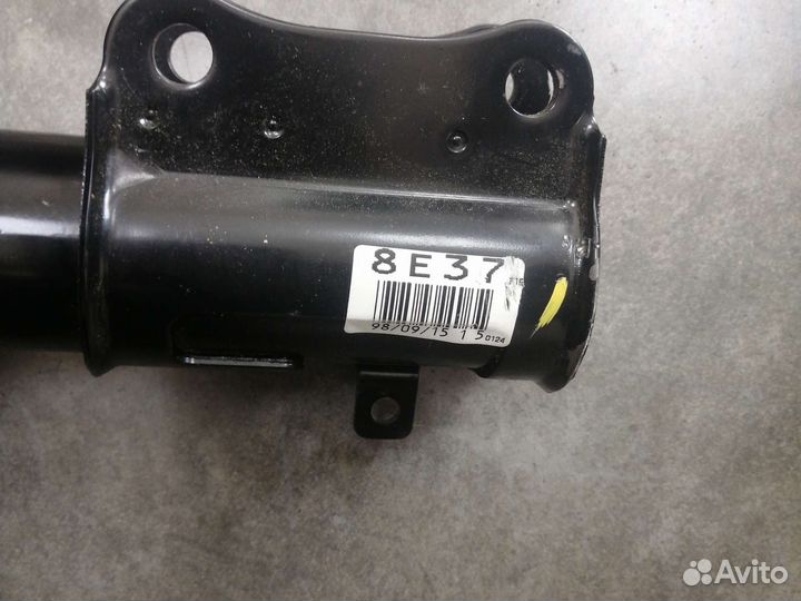 Амортизаторы toyota 48530-12490